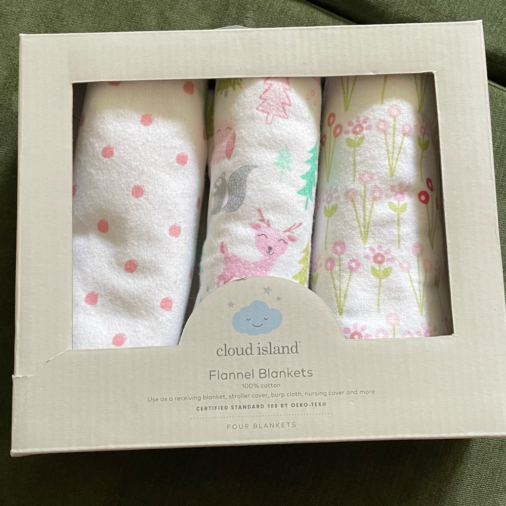 3 cloud island baby blankets new in box